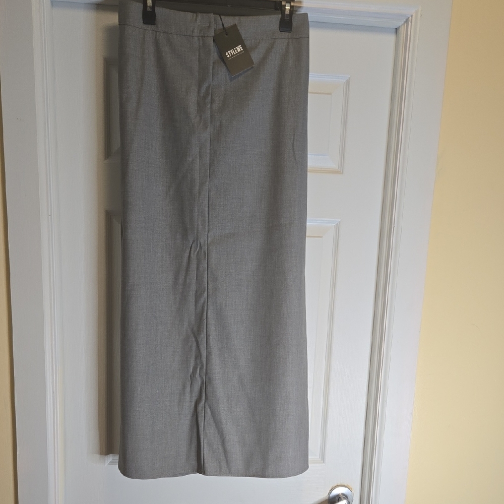 STYLUS Classic Gray  Skirt